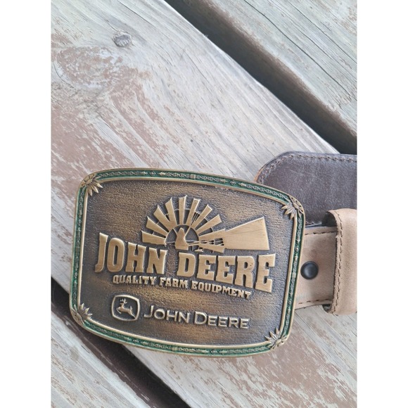 John Deere belt buckle and leather belt J12